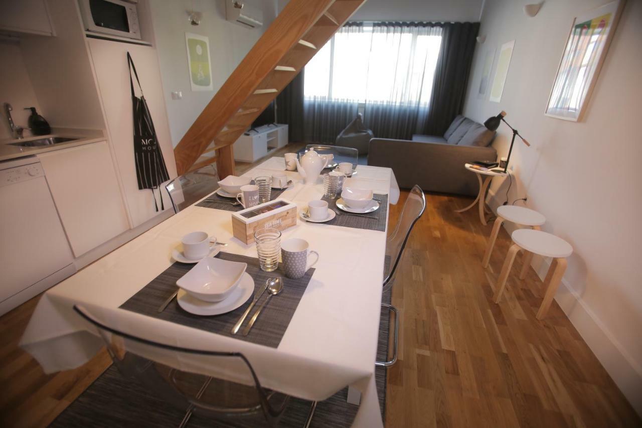 Moon House-Santa Catarina Apartment Porto Luaran gambar