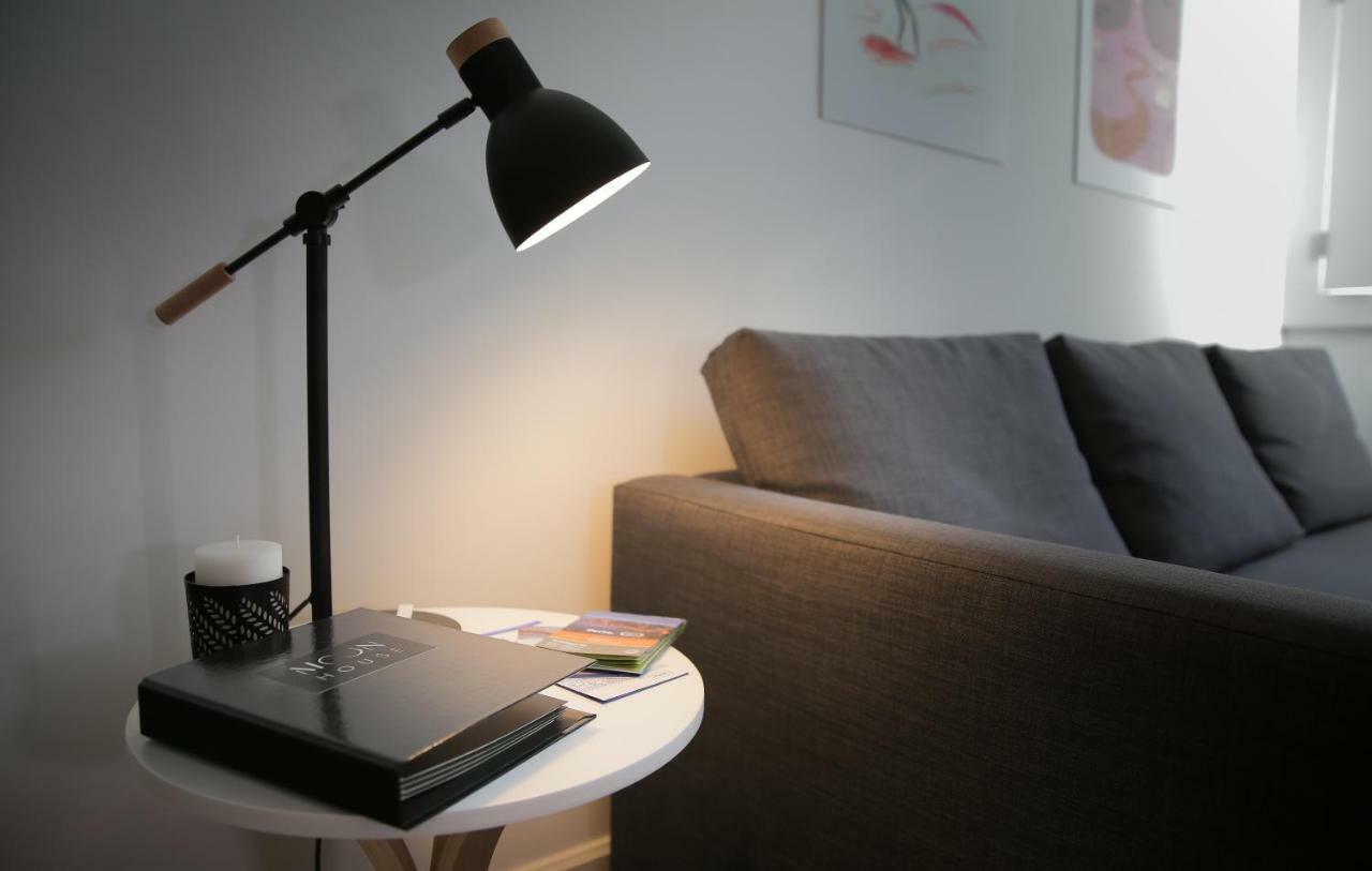 Moon House-Santa Catarina Apartment Porto Luaran gambar